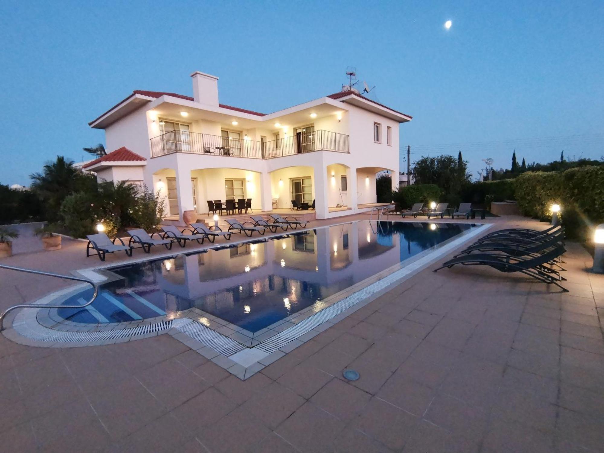 Orchard Blossom Private Villa With Pool Phrenaros Exterior photo